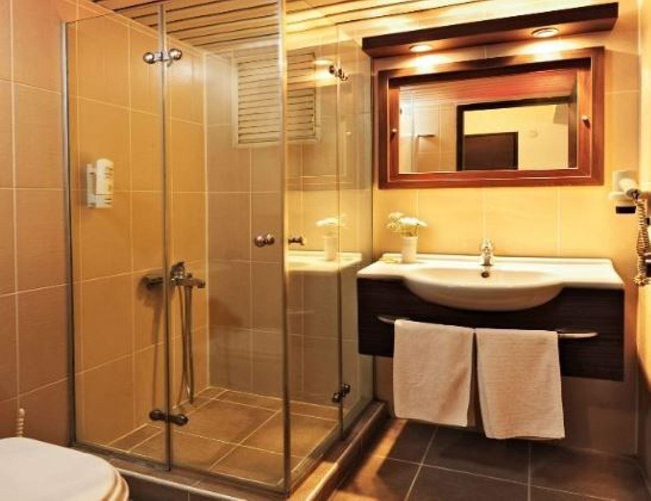 Uestuen Hotel Alsancak إزمير المظهر الخارجي الصورة