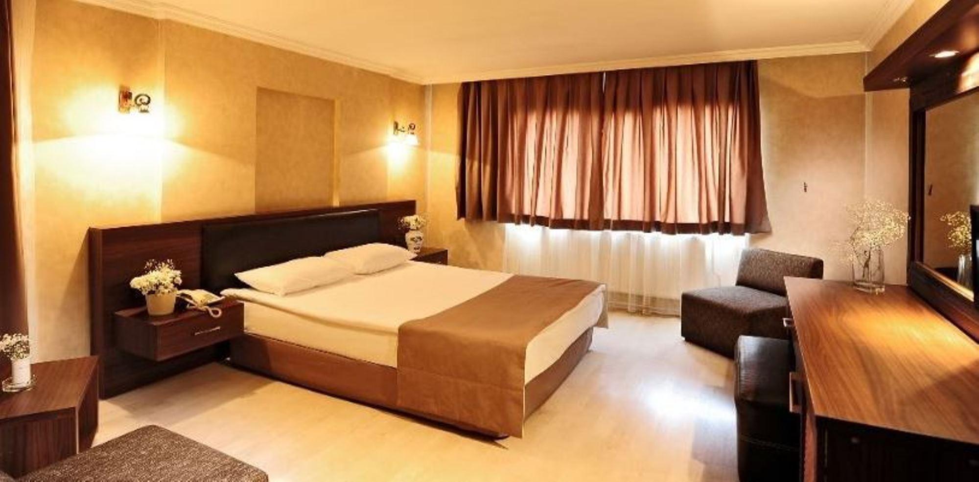 Uestuen Hotel Alsancak إزمير المظهر الخارجي الصورة