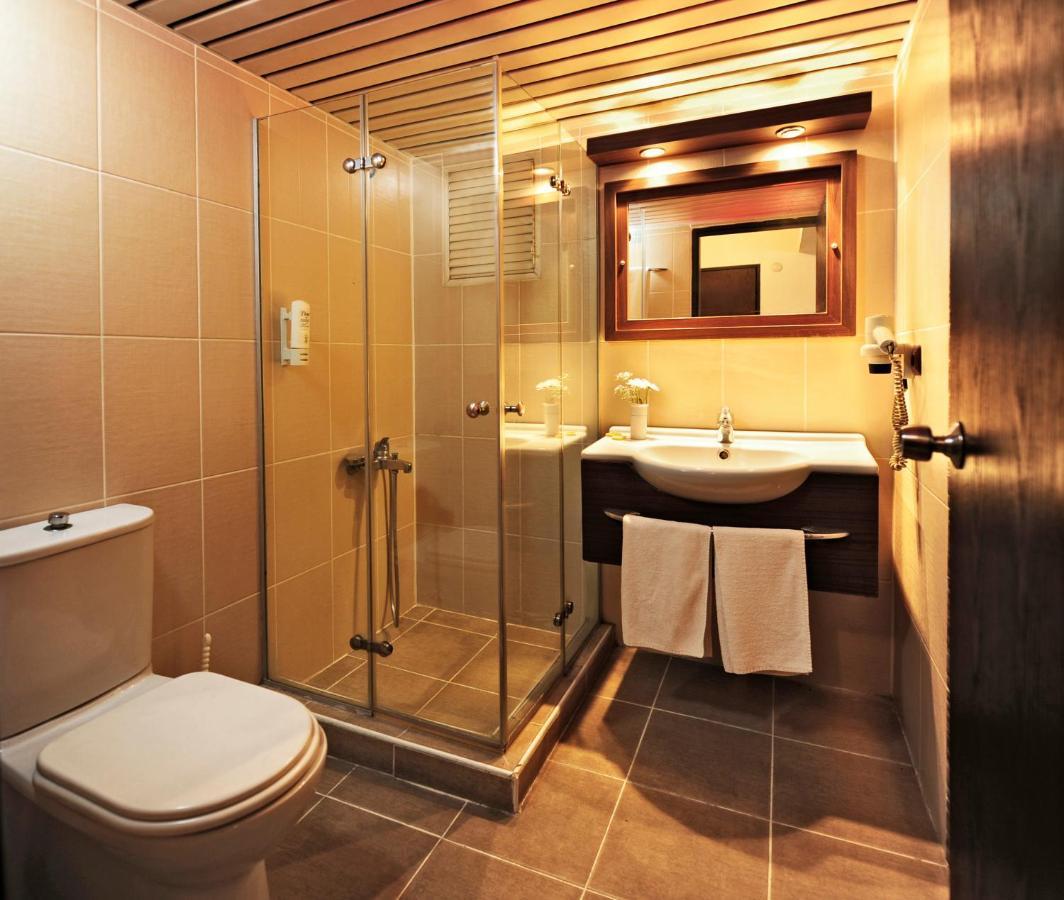Uestuen Hotel Alsancak إزمير المظهر الخارجي الصورة